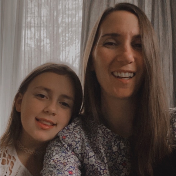 Meet your Posher, Mia - Picture 1 of 2